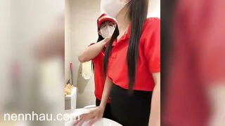 Lộ clip nhân viên siêu thị winmart nứng lồn vừa làm vừa chat sex - phần 90