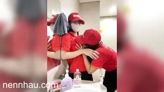 Siêu hot nhân viên siêu thị winmart nứng lồn vừa làm vừa chat sex - phần 92