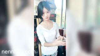 Siêu nứng em học sinh quay clip khỏa thân