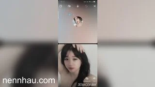 Siêu nứng Call video với em ghệ xinh dâm hàng ngon đc e show hàng móc hàng dâm cho xem p2