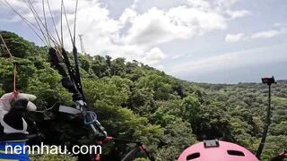Lộ clip Thủ dâm khi chơi dù lượn
