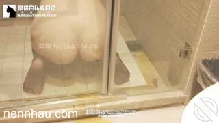 Bơm nước vào lỗ đít để e ghệ dâm bắn hết cứt ra ngoài để cày nát lỗ nhị của em cực kỳ chất lượng