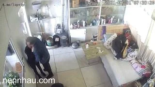 Hot nhất Hack cam k chỉ phát hiện vợ trẻ dâm hay gạ địt ck mà còn lén lút với a hàng xóm p5