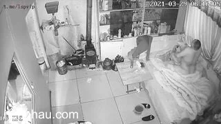 Cực hot Hack cam gia đình vợ trẻ dâm đãng khỏa thân cùng ô chồng già bụng bự yếu sinh lí p7