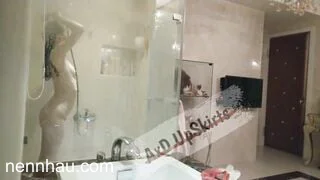 quay lén con gái xinh đẹp đi tắm cực kỳ chất lượng