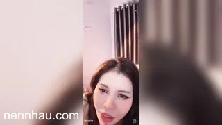 Hot nhất Sumi em teen Việt chubby vú múp live app show hàng dâm p2