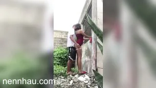 rủ ssuwas em họ ra sau vườn địt nhau còn là học sinh mà đít em ngon vl cực ngon
