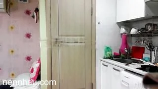 em người yêu đang nấu cơm thấy em ngon quá đè ra địt luôn cực phẩm