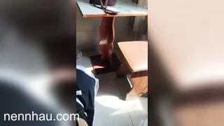 Cực đỉnh trưa nắng mà em người yêu sinh viên lên cơn đi tơ đành phải địt