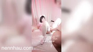 Em slave da trắng lồn bự bị a dùng cả bàn chân đâm vào lồn mà vẫn sướng rỉ nc cực đỉnh