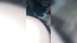 Lộ clip đêm muộn vụng trộm cùng cháu gái khi cả nhà đi ngủ