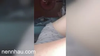 Lộ clip Phát hiện cô bạn thân đang xem phim sex p2