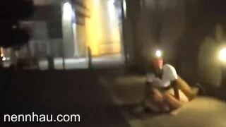 Mẹ mày thích đi dạo ban đêm quanh khu phố với thằng bắt nạt mày chất lượng cao