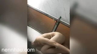 Lộ clip Về quê, Làm liều quay lén em Họ Loli lồn rậm Đi Tắm rửa lồn cực nứng