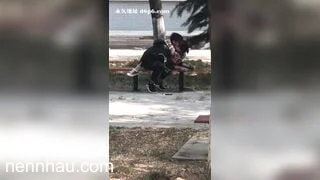 học sinh bây giờ mạnh dạn thật,địt nhau giữa sân trường public cực kỳ nóng
