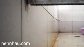 Quay lén e sinh viên chung trọ dáng ngon đi tắm,mấy e sinh viên toàn hàng non thôi p2 cực hot
