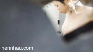 Quay lén e sinh viên chung trọ dáng ngon đi tắm,mấy e sinh viên toàn hàng non thôi p4 đỉnh của chóp