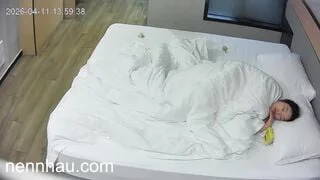 Hot nhất quay lén bố đường đầu trọc cùng em sinh viên năm 2 trong nn #2