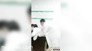Siêu hot bác sĩ địt em y tá khi trực đêm ở bệnh viện