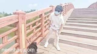 BÀ CÔ RA ĐƯỜNG NGHỊCH DẠI cực nứng