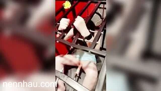 sinh viên thủ dâm trong lồng chó bằng máy khoan mới nhất hôm nay