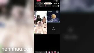 Chị gái pk tiktok thua kèo trả kèo bằng cách nhét son vào lồn rồi show lồn cực phẩm