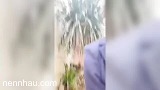 Siêu nứng Bú cu người yêu ở trước nhà