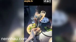 Không thể bỏ lỡ Phim tài liệu đầy đủ về một cô gái trở thành nô lệ tình dục, từ Zibo đến vòng quay kh