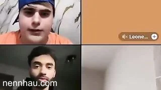 Full HD Trả kèo Tiktoker, Móc Lồn Trên Live stream lộ Vú