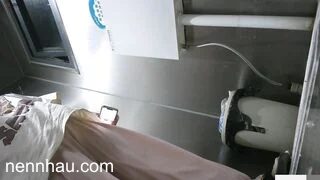 Đỉnh của đỉnh Cam kín quay lén các em teen TQ xinh đẹp đi đái trong nhà vệ sinh công cộng #33