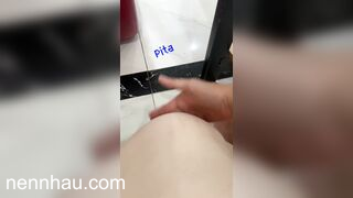 Mới nhất Em phải cố kìm nén không dám rên to sợ hàng xóm nghe thấy 3