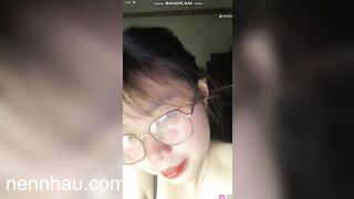 vô tình thấy em sinh viên cùng trường đang bán quạt - phần 1 đỉnh của chóp