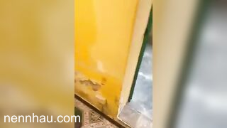 Đỉnh của chóp Nứng ở quán cà phê,thủ dâm bóp vú xin anh chủ quán chịch cho bớt nứng p1