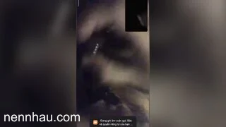 Bé nó xinh mà dâm vãi lồn luôn, em nó call sex đút luôn khúc mía vào lồn cho xem xem ngay