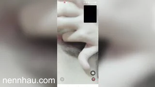 Xem ngay dụ bé HS bím non tơ chat sex thủ dâm cực nứng