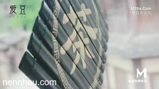 Đại tướng quân vừa đi chinh chiến về ý có công thị tẩm lun quý phi hoàng thượng đỉnh của chóp