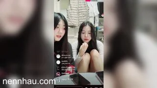 Cực phẩm 2 chị em Hàn Quốc cực dâm livetream bên IG ngồi chổng mông móc lồn nhau cực dâm #7