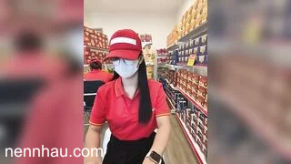 Siêu Thị WinMart bé nhân viên lồn nhiều nước vừa làm vừa bán quạt - phần 42 cực kỳ chất lượng
