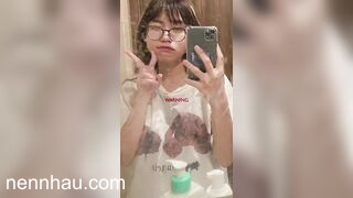 Làm Tình Cùng Em HS Kính Cận Xinh Gái Dáng Ngọt Nước Trong Phòng Trọ nóng bỏng
