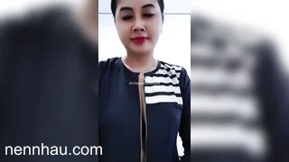 Siêu phẩm Chị đồng nghiệp cho xem vú nhìn dâm đãng vkl