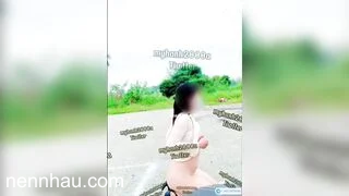 Em Mỹ Hạnh dâm nứng lồn ra giữa đường móc lồn gạ bú cu người lạ #6 mới nhất hôm nay