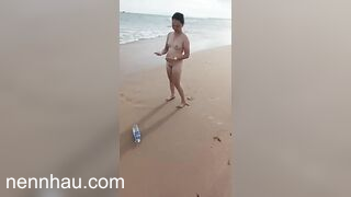 Mới nhất Siêu phẩm chị máy bay khoả thân tắm biển thật hấp dẫn.