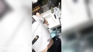Siêu phẩm Dí buồi vào lồn em từ nhà tắm đến giường 2
