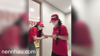 Lộ clip Siêu Thị WinMart bé nhân viên lồn nhiều nước vừa làm vừa bán quạt - phần 53