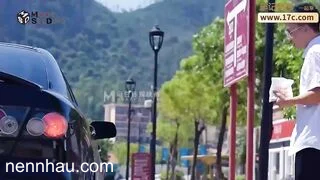 Đỉnh cao Đi công tác cùng e đồng nghiệp xinh xắn,thấy e bị say xe nên tranh thủ đè e ra đụ lun