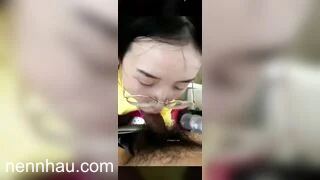 Hot nhất Sống cùng chị họ kính cận xinh nứng cặc quá nên đè đầu chị ra bắt bú cặc xg mới tha
