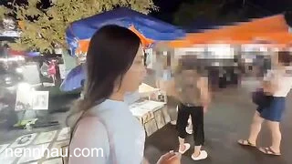 mặc áo dài đi dạo chợ đêm rồi về khách sạn đụ nhau cực nứng
