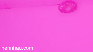 Siêu nứng Đột nhập quay lén tiệm massage đèn mờ rồi đè e nhân viên ra đụ luôn