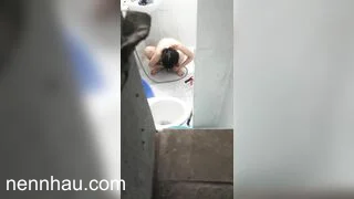 Hot nhất Quay lén nhỏ em họ đi tắm 7