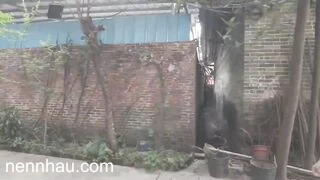 Em gái xinh khỏa thân đi dạo ngoài đường 2 siêu phẩm